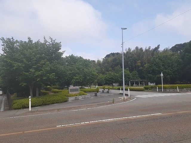 北代緑地公園まで600m