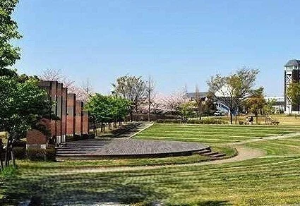 戸田川緑地公園まで450m