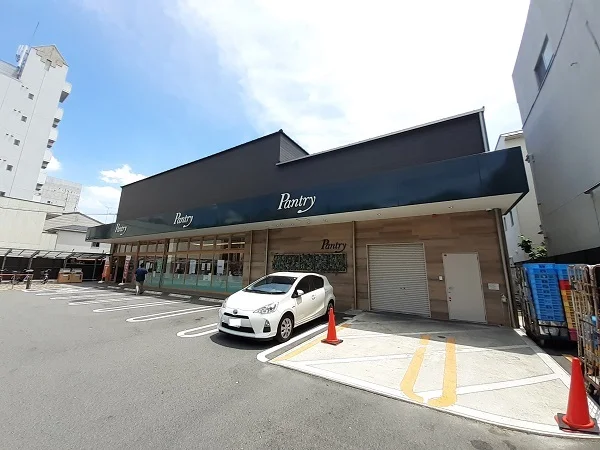 パントリー　京都北山店まで230m