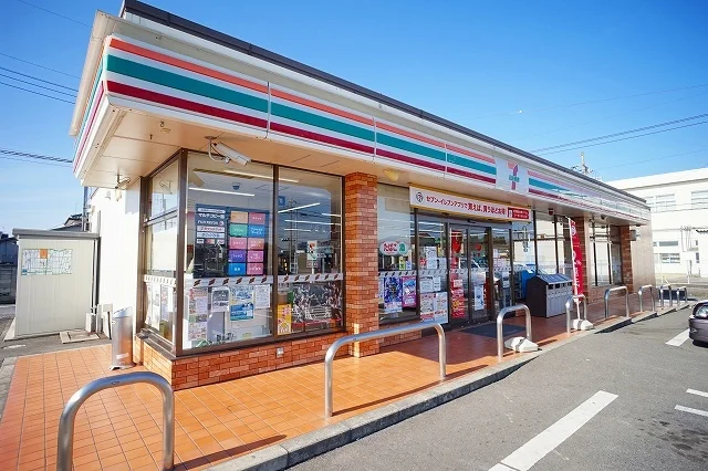 セブンイレブン大泉仙石2丁目店まで500m