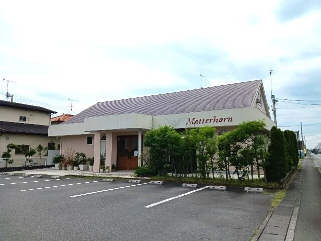 マッターホーン洋菓子まで60m