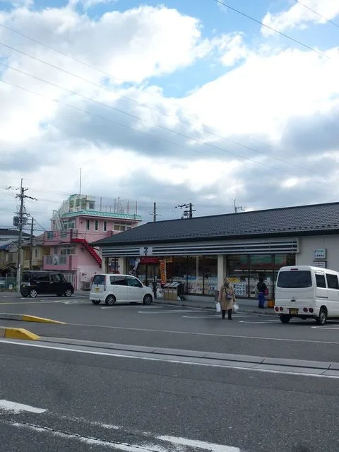 セブンイレブンまで1450m