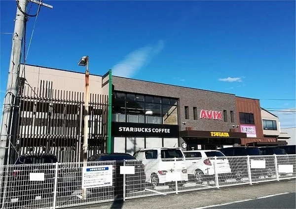 TSUTAYA AVIXまで2300m