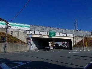 姫路バイパス姫路東インターまで2200m