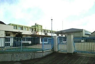 有田市立保田保育所様まで1020m
