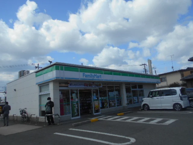 ファミリーマート雄松町店様まで500m