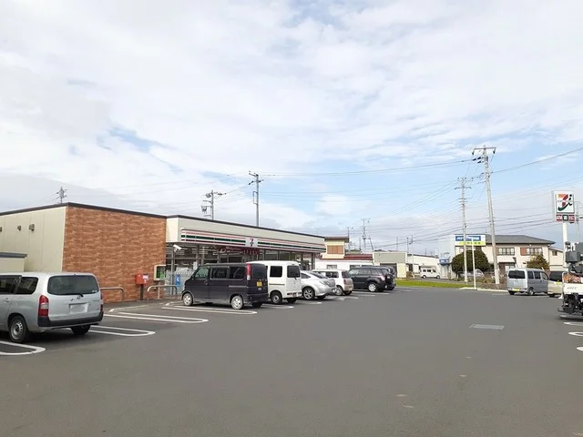 セブンイレブン平磯遠原町店まで80m