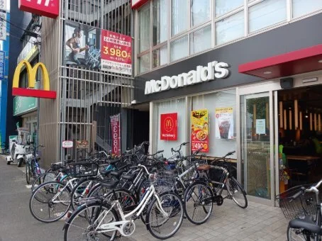 マクドナルドまで150m