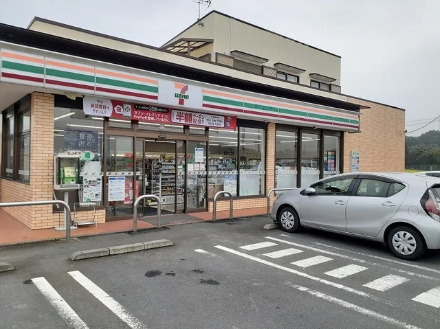 セブンイレブン北茨城インター店まで1000m