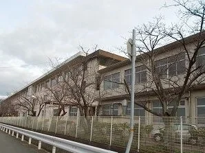 網干中学校まで1200m