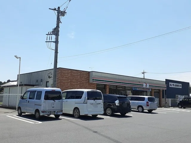 セブンイレブン水戸加倉井店まで730m