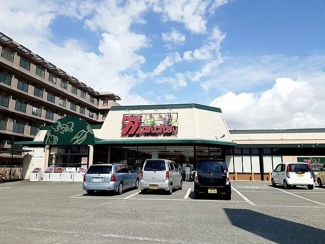 プチマルシェ魚住まで700m