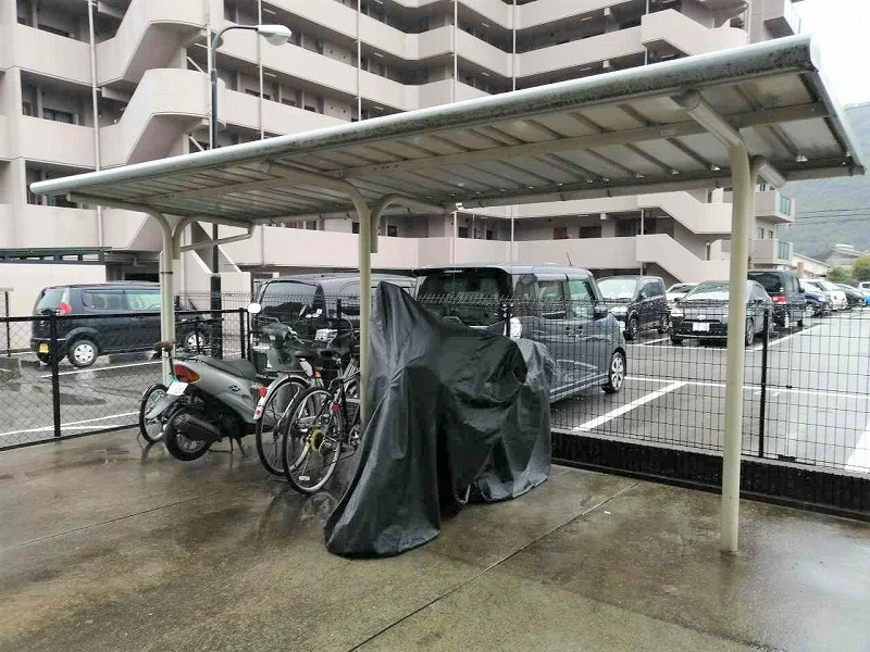 駐輪場完備。