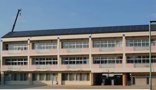 田井小学校まで900m