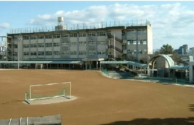 古田小学校まで500m