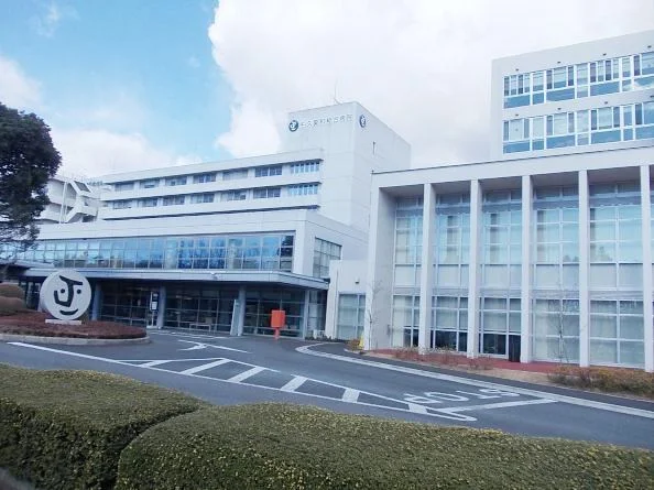 牛久愛和総合病院まで1100m