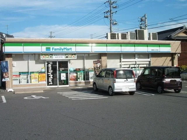 ファミリーマート西幡豆上大坪店まで550m