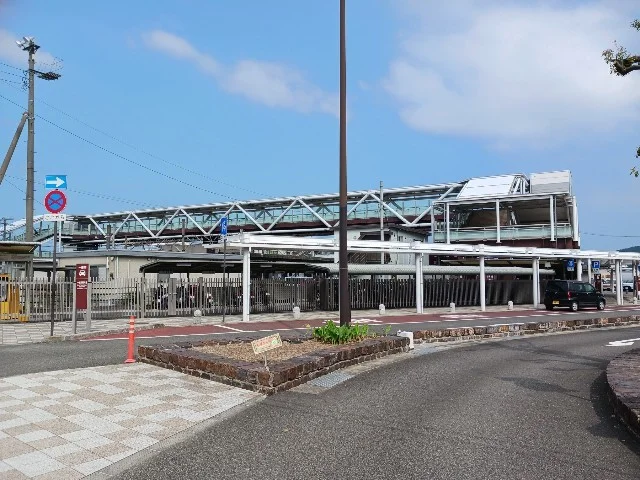 ＪＲ新居浜駅まで1700m