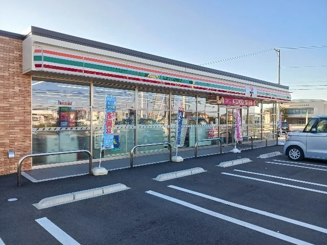 セブンイレブン新居浜土橋１丁目まで750m
