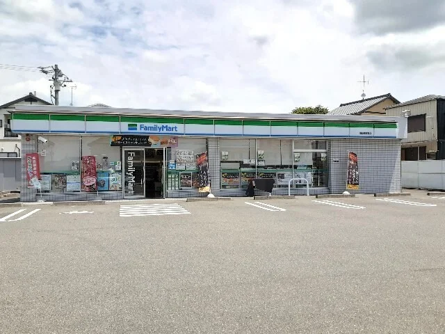 ファミリーマート 掛川横須賀店まで400m