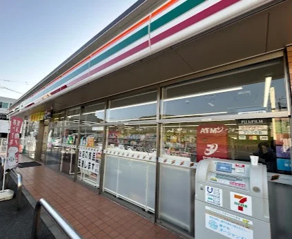セブン-イレブン 広島打越町店まで徒歩4分