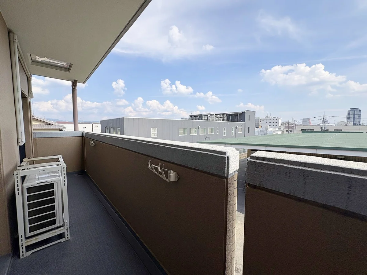 南向きのベランダです！洗濯物が干せます☀