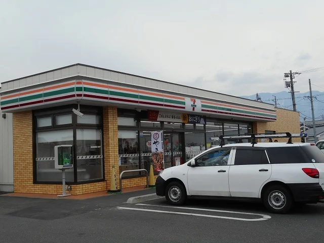 セブンイレブン　松本梓川氷室店まで750m