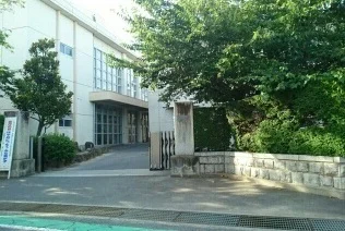 形原中学校まで850m