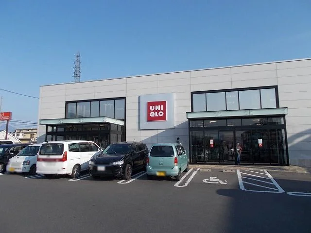 ユニクロ　茅野店まで700m