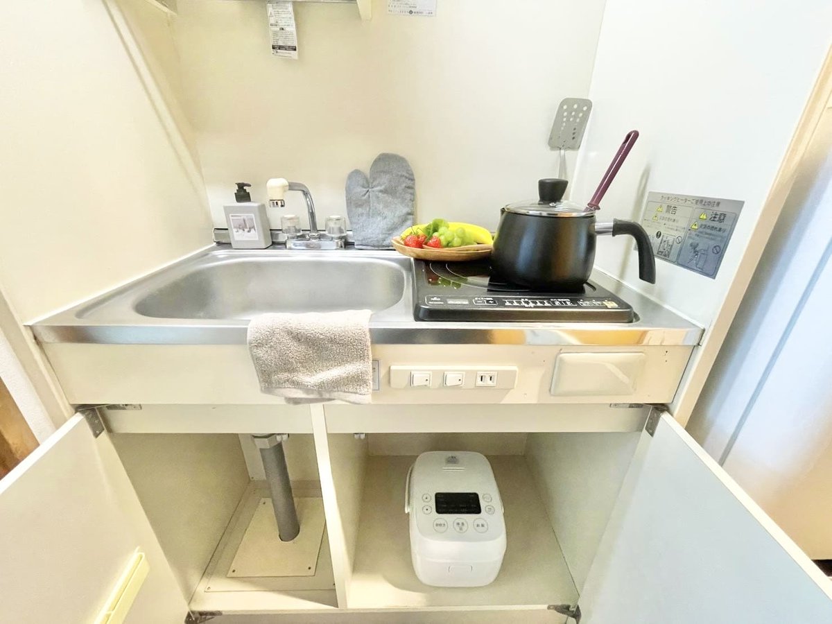 ※撮影用の観察植物・食器調理器具・雑貨類等はございません。※写真は現況優先