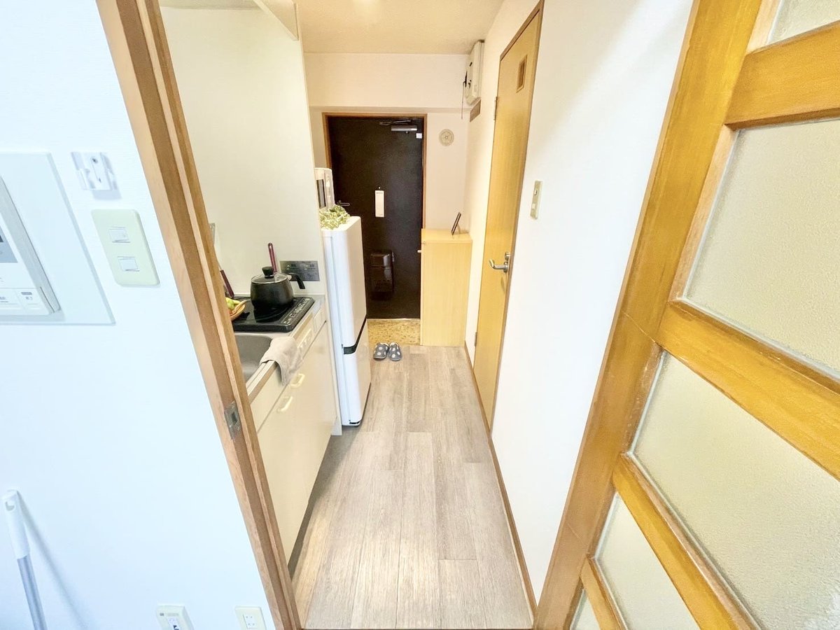 ※撮影用の観察植物・食器調理器具・雑貨類等はございません。※写真は現況優先