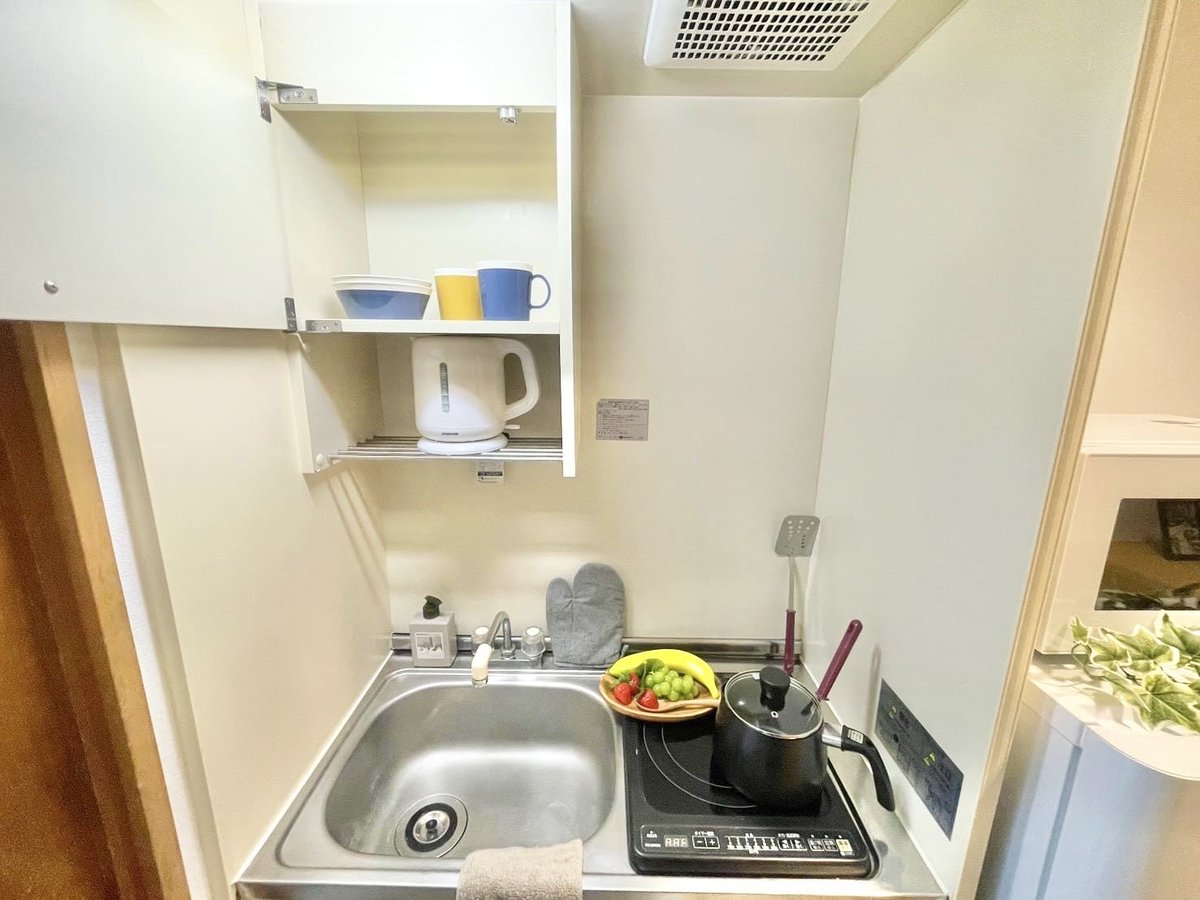 ※撮影用の観察植物・食器調理器具・雑貨類等はございません。※写真は現況優先