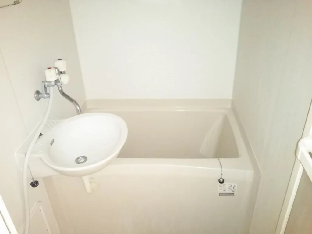 バス・トイレ別です。仕様が異なる場合があります。