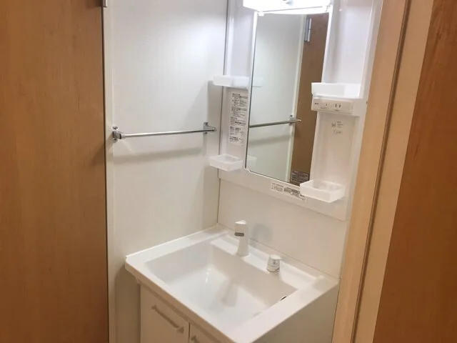 独立洗面台