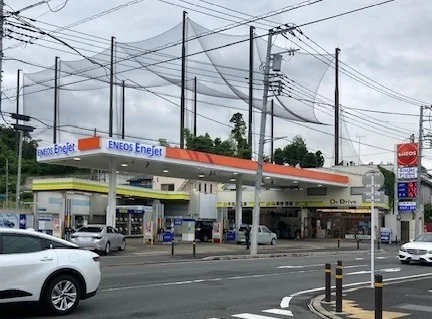 ガソリンスタンドまで800m