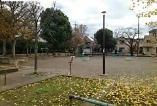 公園まで280m
