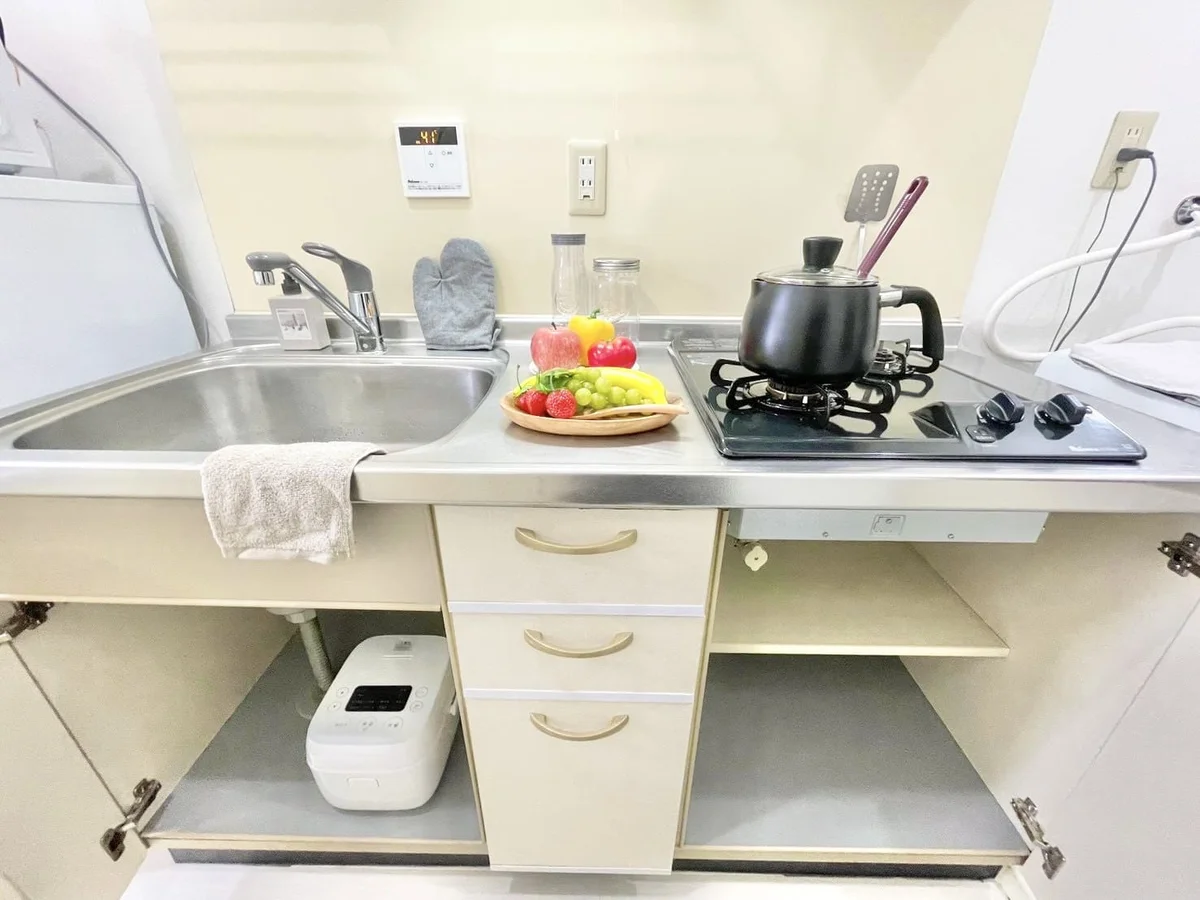 ※撮影用の観察植物・食器調理器具・雑貨類等はございません。※写真は現況優先
