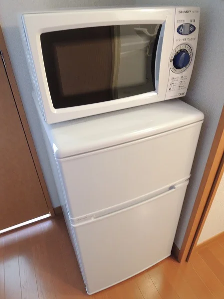 冷蔵庫・電子レンジ　(実際とは異なる場合が御座います)