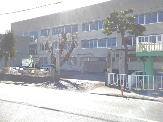 高崎市立金古小学校まで500m