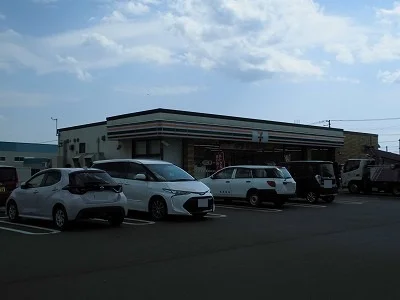 セブンイレブン蒲生田店まで850m