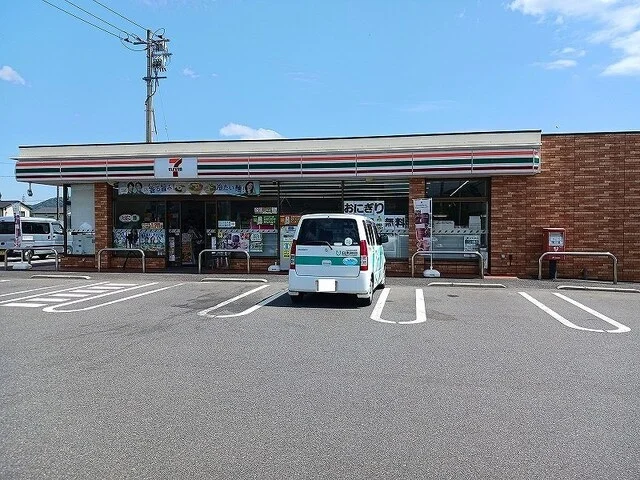 セブンイレブン福山江良店まで780m
