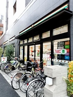 セブンイレブン早稲田高校前店まで85m