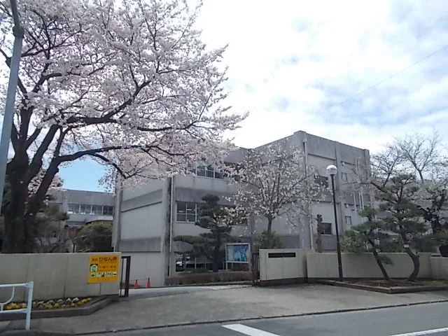 千波小学校まで500m