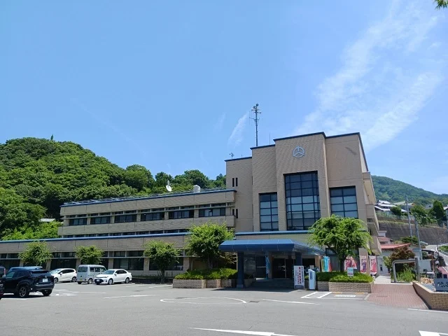 砥部町役場様まで2100m