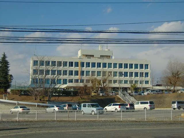 石岡市役所まで850m