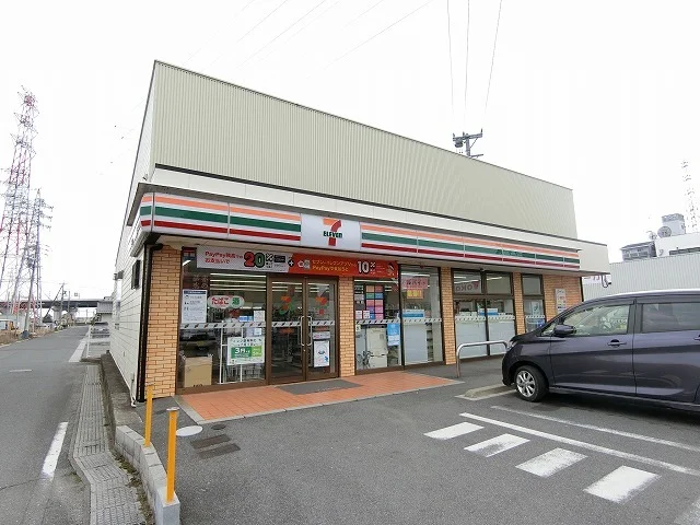 セブンイレブン　大垣福田町店まで800m