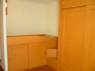 1Kなので寝室兼居室です。