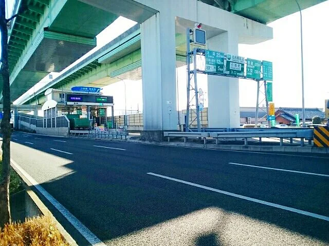 名古屋高速１１号　小牧南入口まで450m