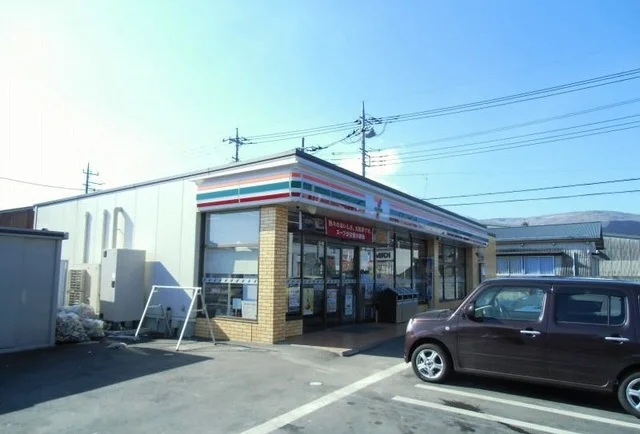 セブンイレブン小山町須走東店まで1000m