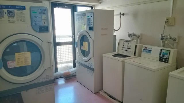 コインランドリー
